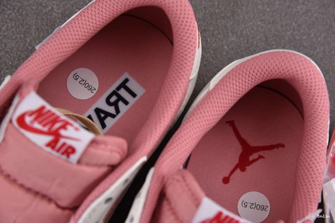 Bmlin Shoes DM7866-600 x Travis 1 Scott AJ SP OG Low 0720